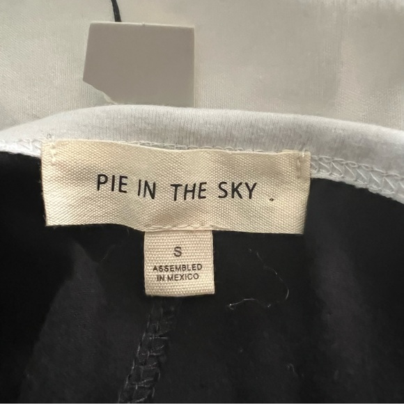 Cropped Shirt From Pie in the Sky - Picture 3 of 3